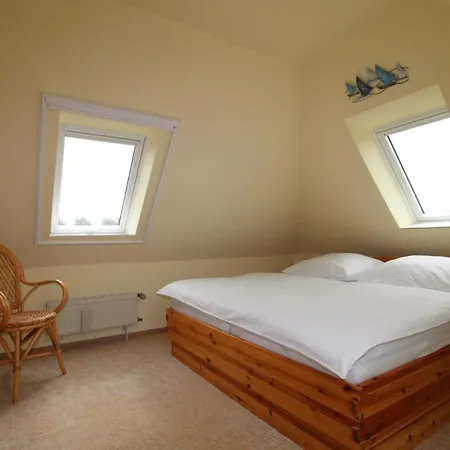 Haus Adrian Boddenblick Apartman Wustrow